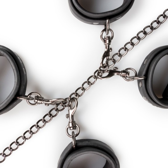 SET 6 PEZZI CON COLLARE MANETTE E CAVIGLIERE CON CATENA RESTRAINT SET