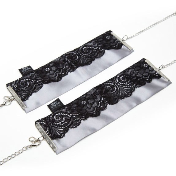 MANETTE SEXY IN RASO E PIZZO PLAY NICE 50 SFUMATURE DI GRIGIO