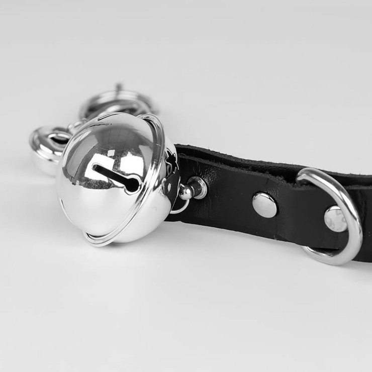 COLLARE SEXY CON CAMPANELLI E CINGHIA REGOLABILE BDSM 2