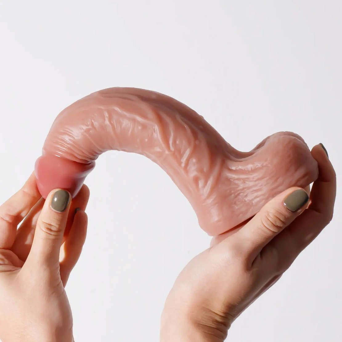 FALLO REALISTICO SEXY CON VENTOSA E TESTICOLI...