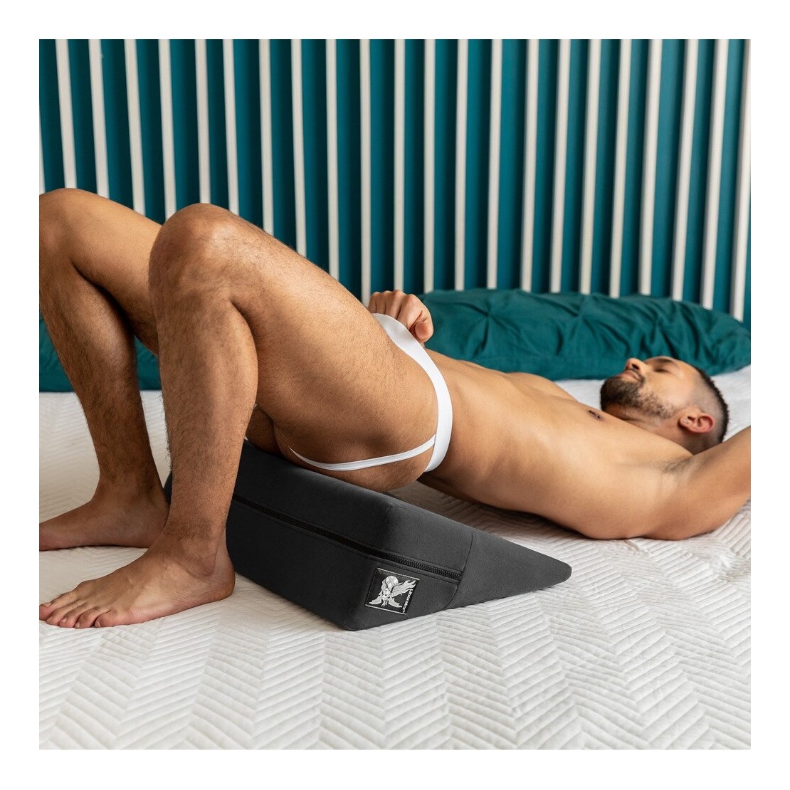 CUSCINO TRIANGOLARE LIBERATOR WEDGE SFODERABILE...