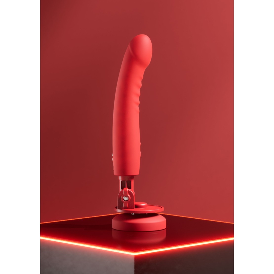 DILDO VIBRANTE CON VENTOSA SENSIBILE AL TATTO...
