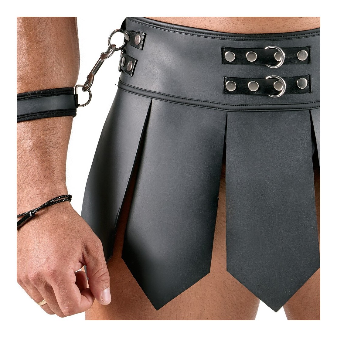 SET BONDAGE  CON HARNESS E GONNA GLADIATORE CON...